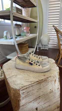 DC lace Up Sneaker Size 10