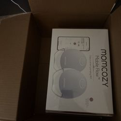 Brand New Momcozy m9