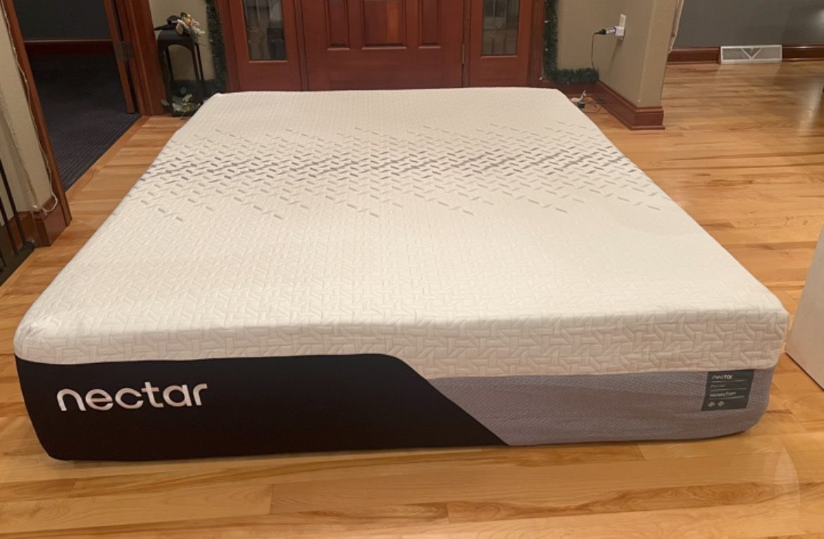 Nectar Premier Memory Foam Queen Mattress ❤️