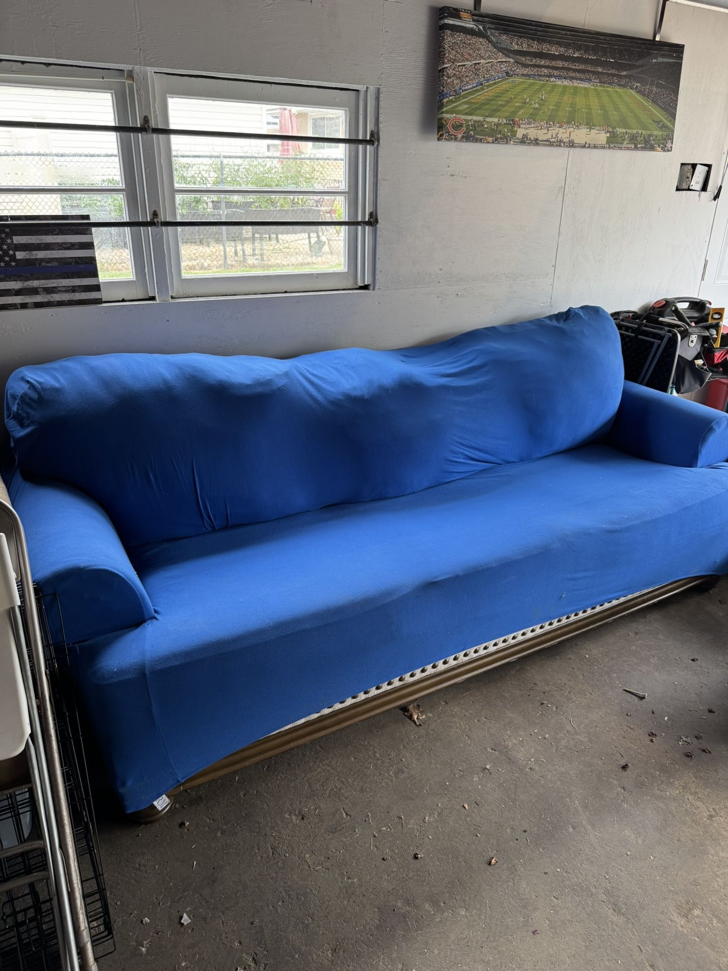FREE Sofa
