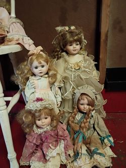 A some what different type of Dolls 7 of them $90.00 or bo  house pick up