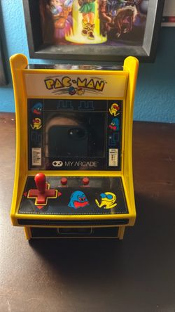 Pac man arcade mini with headphone jack and removable joystick 6 1/2 inch tall