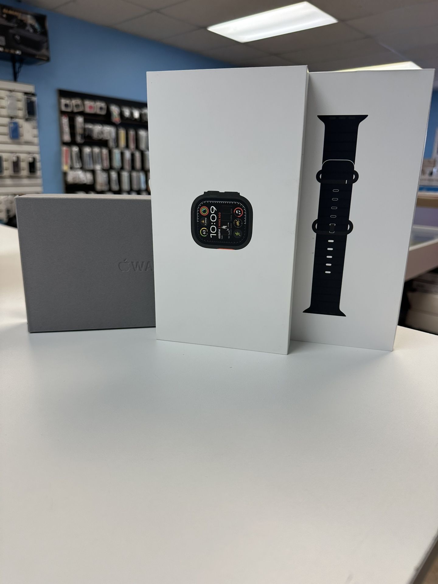Apple Watch Ultra 2 49MM Black Cellular Unlocked With Apple Care plus Until 2026
