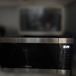 Galanz Air Fry Microwave Convection Oven
