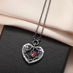 Heart/Skeleton Pendant Necklace 