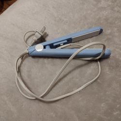 Travel Size Hair Straightener