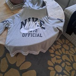 New Nlik hoodie Size L