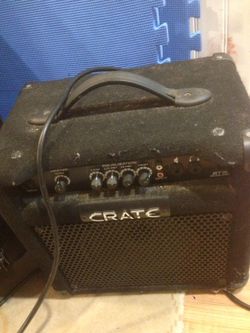 Crate bass guitar amp