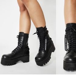 Poster Girl Play No Gamez Dollskill Combat Boots Size 8