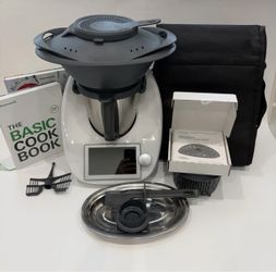 Thermomix TM6 Kitchen Appliance with Accessories