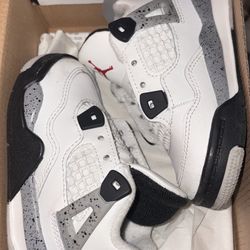 Jordan 4 Retro