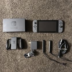 NINTENDO SWITCH COMPLETE in Great Condition