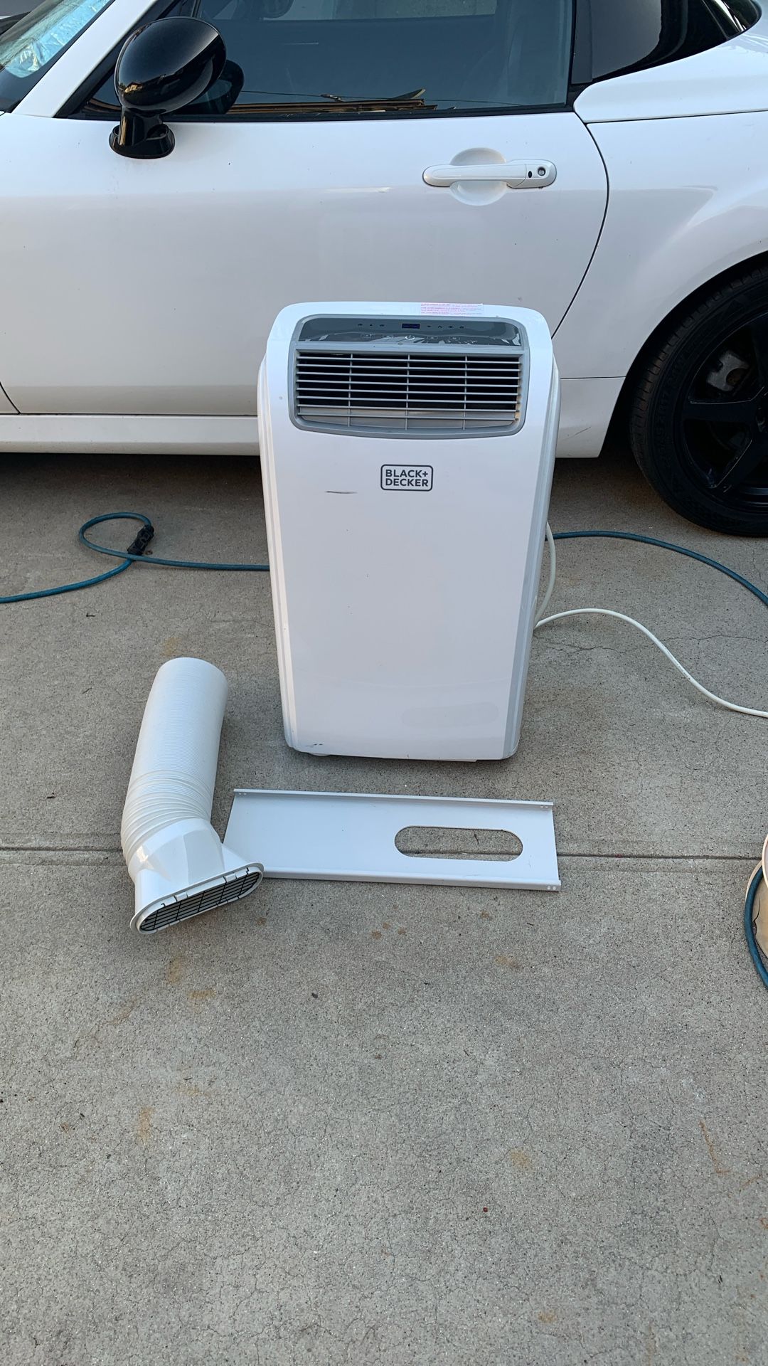 Portable Air conditioner / Used 4000 BTU