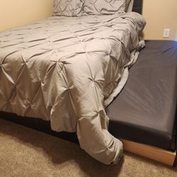 Full Size Bed W Twin Trundle Bed