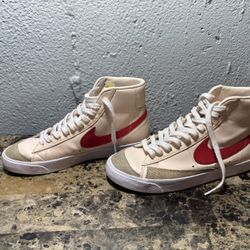 ‘Guava Ice Red’ Nike 77 Vintage Blazer Size 8.5