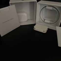 Apple AirPod Pro 2nd Gen New With MagSafe Charging Case
