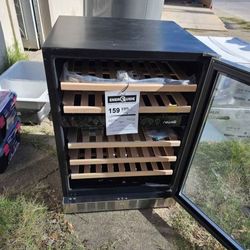 NewAir
Dual Zone 24 in. 46-Bottle Built-In Wine Cooler Fridge Refrigerator with Lock and Reversible Door in Stainless Stee New Open Box Item With Minl