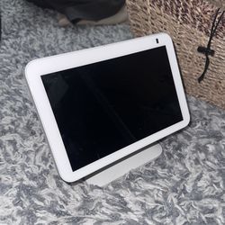 amazon echo show 8 with stand