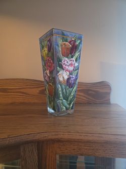 Handpainted Beautiful Glass Vase