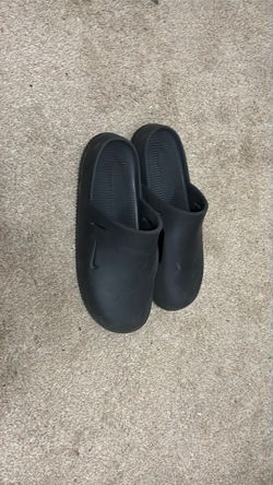 Nike slides