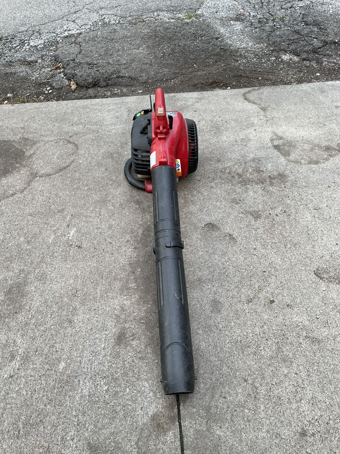 Leaf Blower
