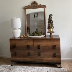 Dresser W 6 Drawers