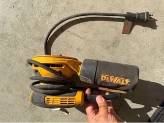 2 Dewalt sander machines