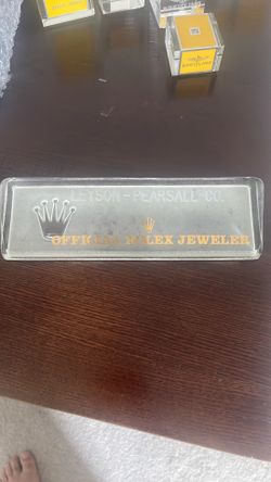 Rolex Official Jeweler in Crystal