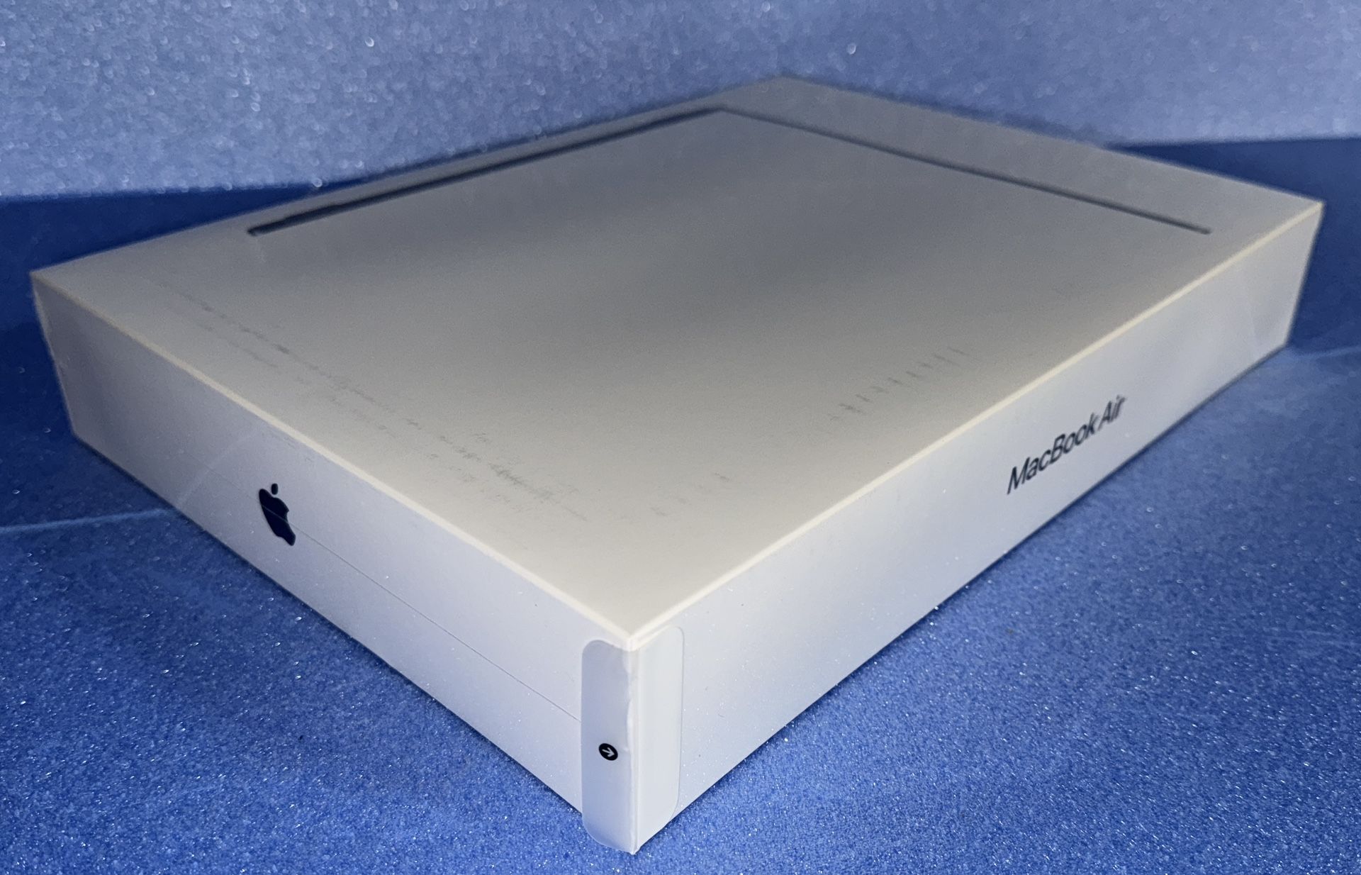 Brand New Apple MacBook Air 13" (Model A2681) with Apple M2 Chip