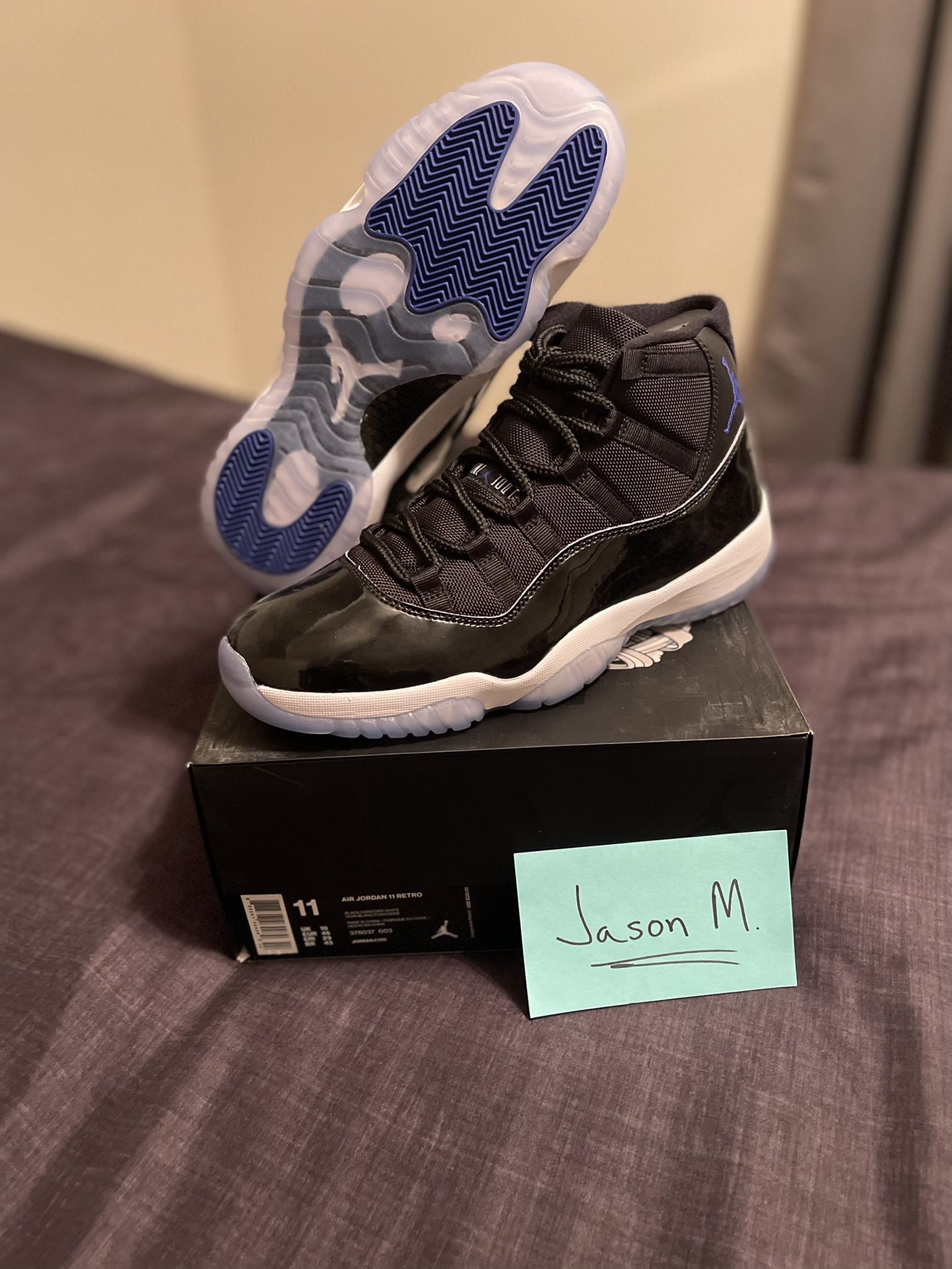 Jordan 11 Space Jam