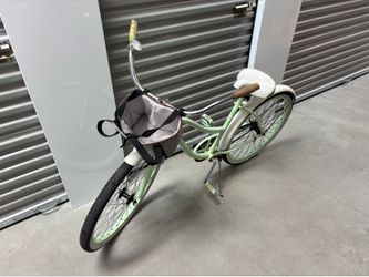 Huffy 1 speed beach cruiser