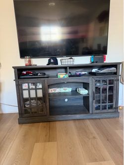 Tv console