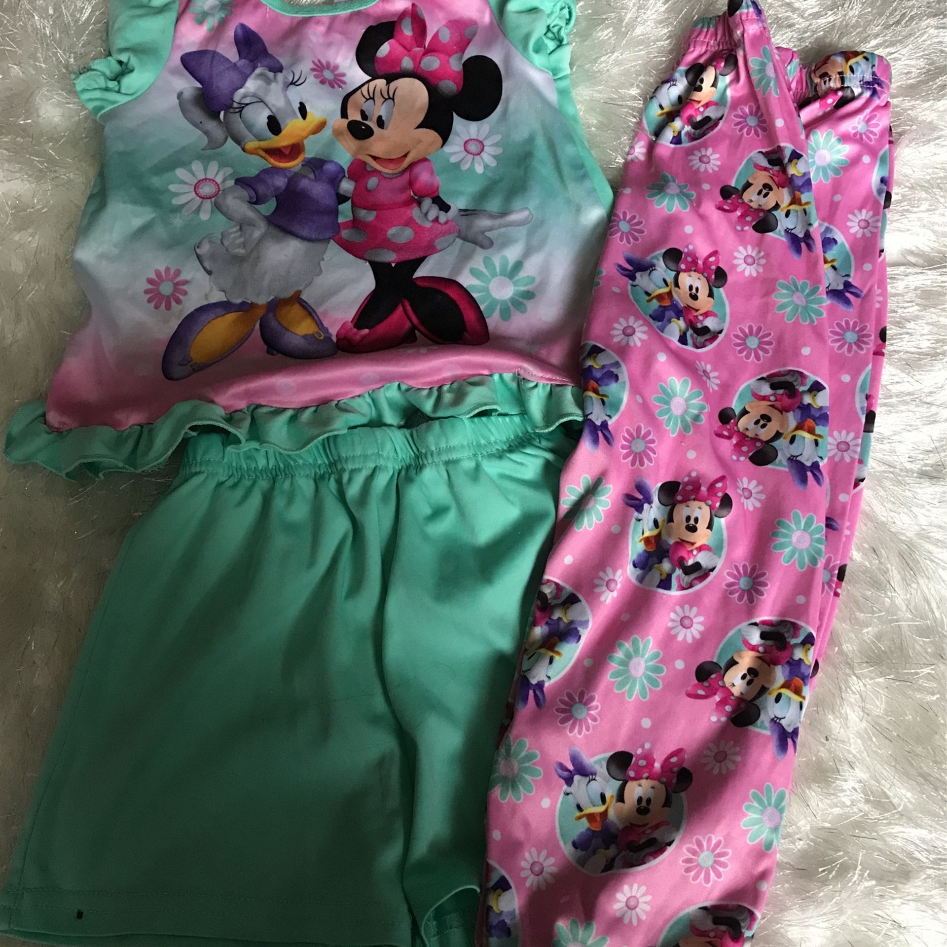 Minnie Mouse 3piece Pajamas Set