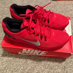Nike Air Max - Size 13