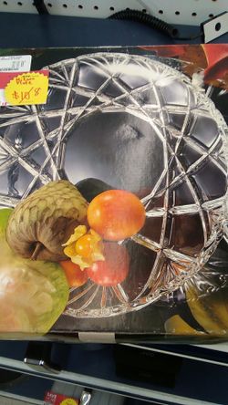Roxborough serving plate