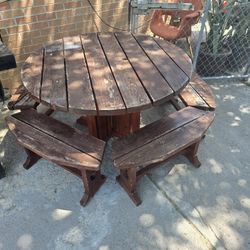 Wood Furniture Apple Cutouts