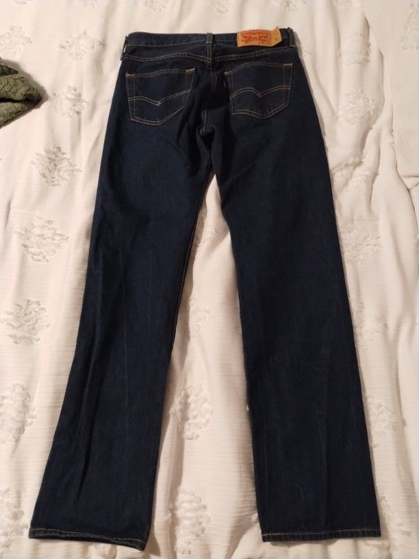 Levi 501s, Size 30x32