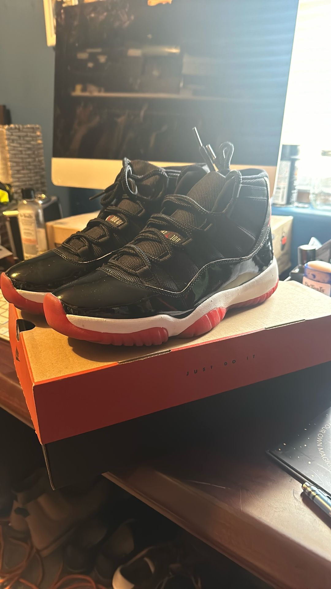 Jordan 11 Bred