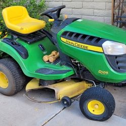 John Deere D105 42-in 17.5 HP Riding Lawn Mower