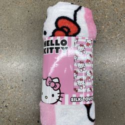 NWT Hello Kitty Silk Throw