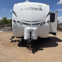 Keystone Outback 2012