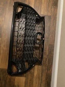 Lexus IS Grille OEM With camera 