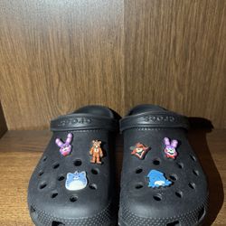 Black crocs size 7 men