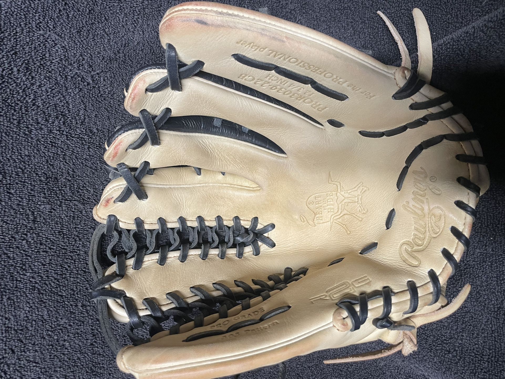 Rawlings Heart Of The Hide Glove.