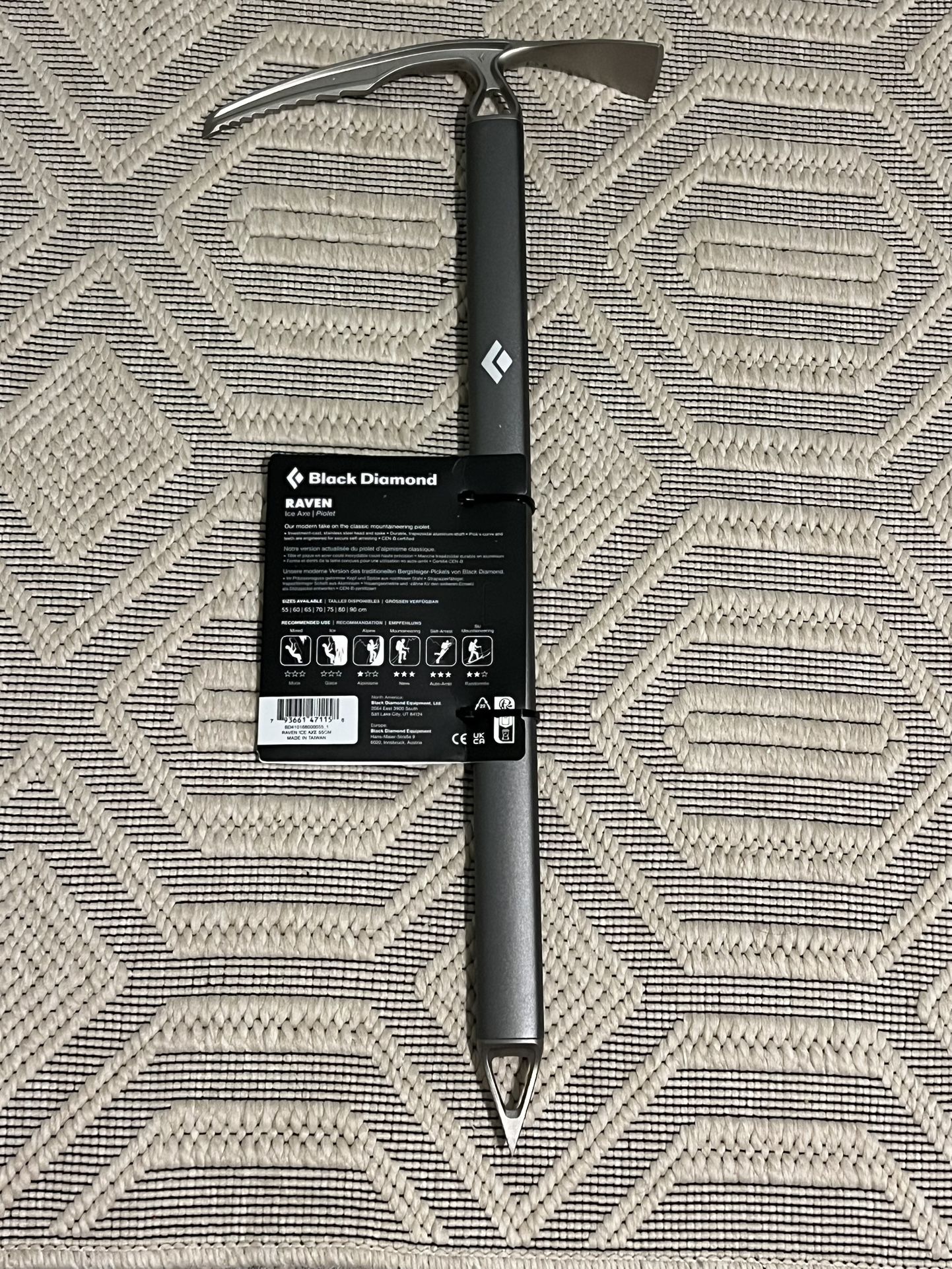 Black Diamond Raven 55cm Ice Axe – Brand New, Never Used
