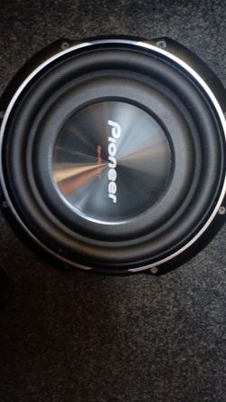 Pioneer subwoofers 12 in
