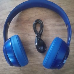 BEATS SOLO WIRELESS BLUETOOTH NOISE CANCELLING HEADPHONES 