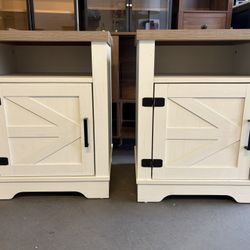 Farmhouse Nightstand Set of 2 , Rustic Beside Table with Barn Door and Open Shelf for Living Room Bedroom Office , White/Oak