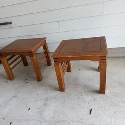 2 End Tables 