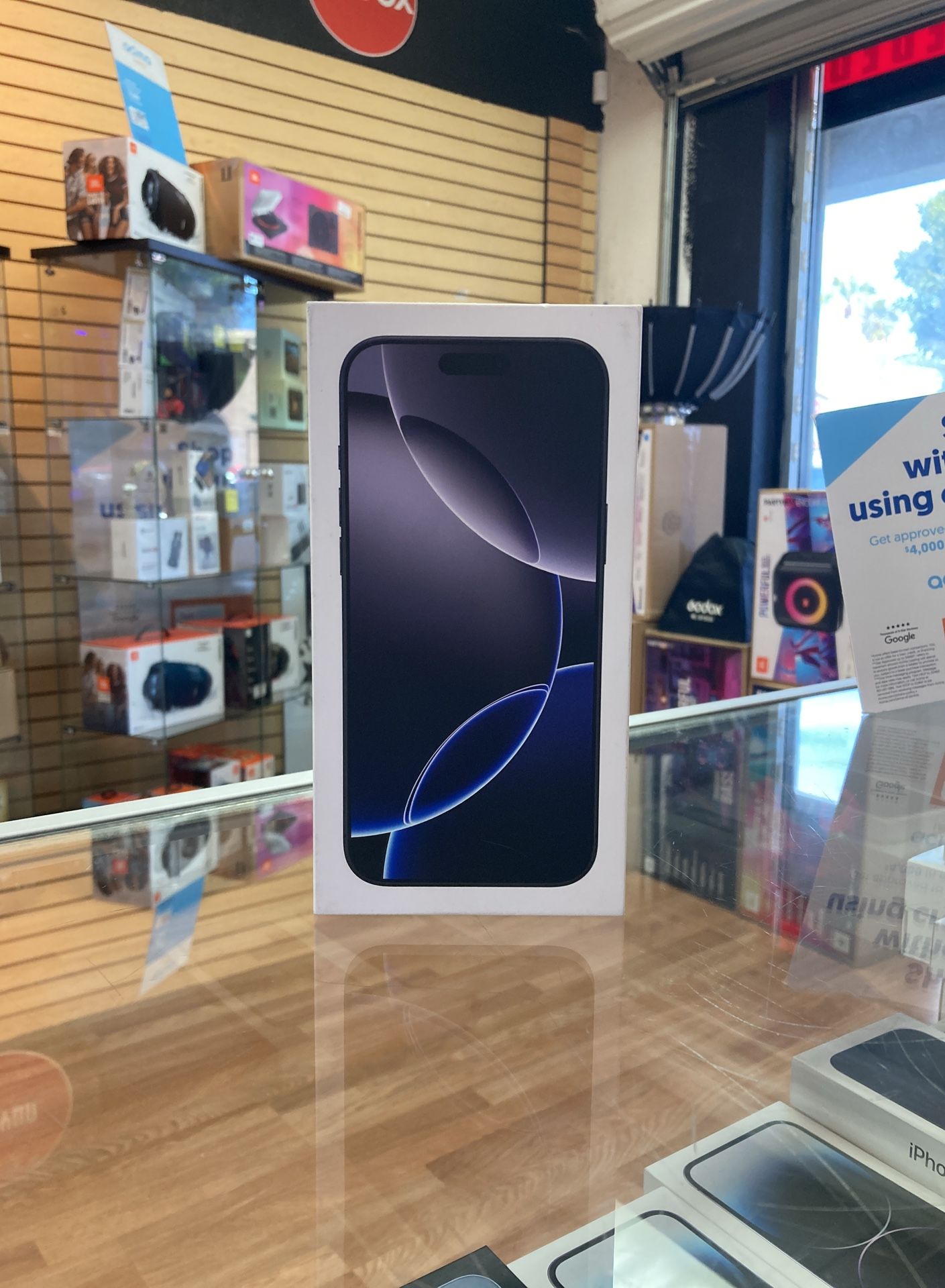 iPhone 16 Pro Max 256 Unlocked